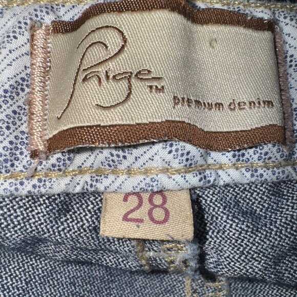 Paige Jeans Woman’s Canyon Boot, 28, wide leg, dark wash, mint condition - Picture 11 of 13